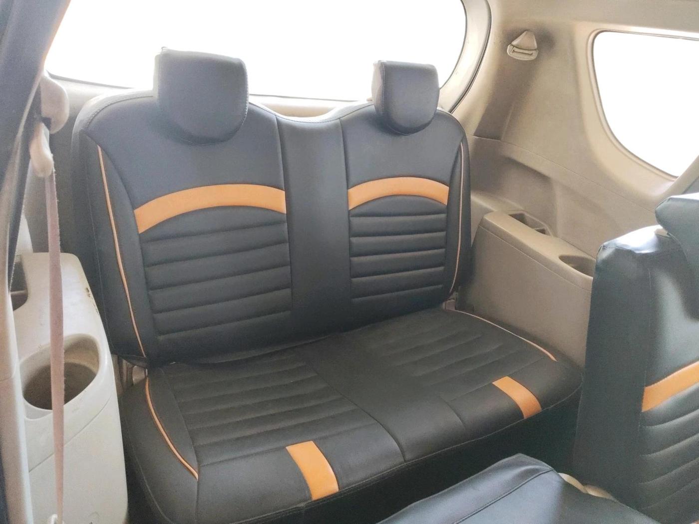 2012 Maruti Ertiga VDI, Diesel, Manual, 2,93,968 km, interior