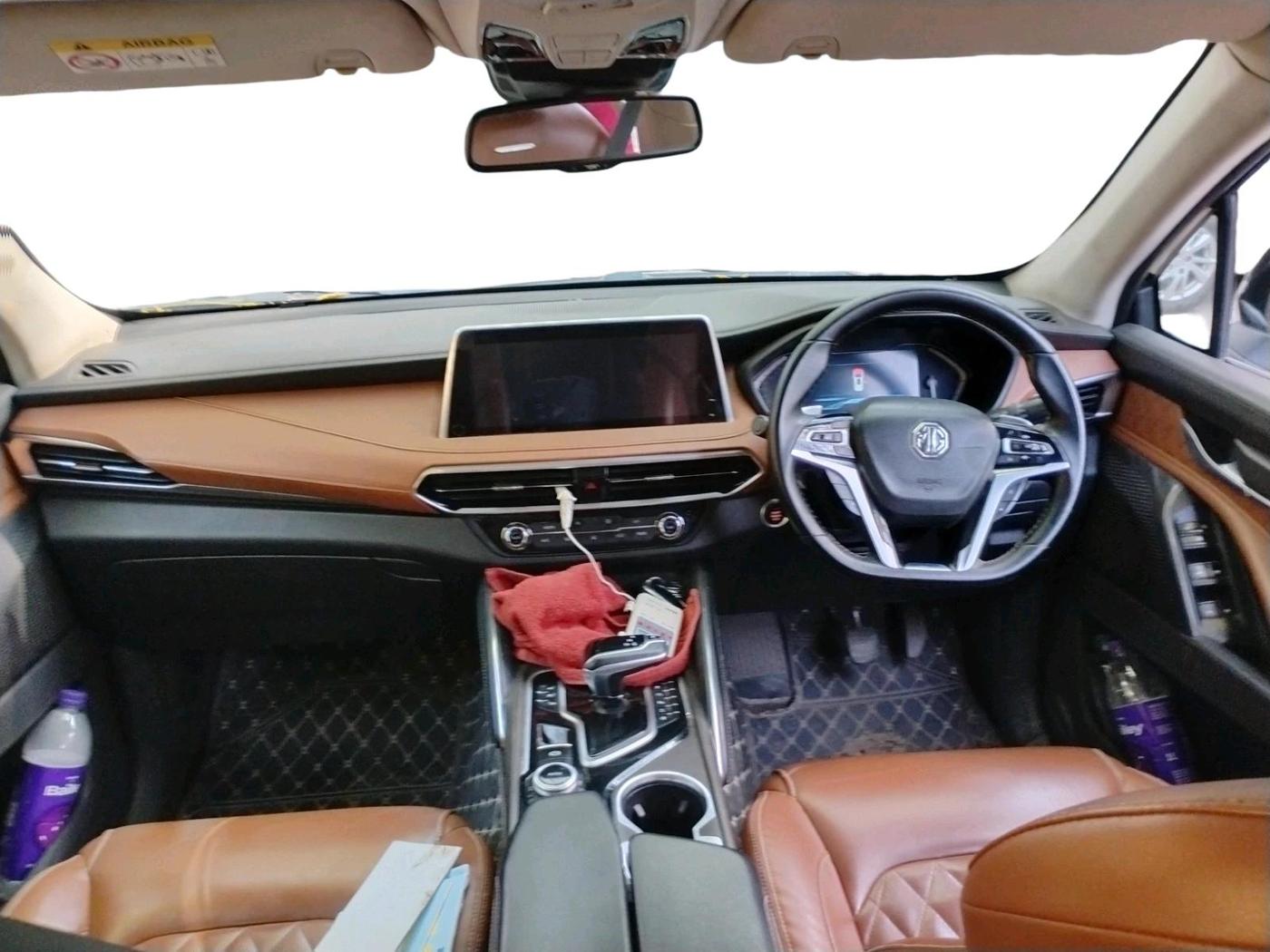2021 MG GLOSTER SAVVY 7 STR 2.0 TWIN TURBO 4WD, Diesel, Automatic, 1,33,371 km, interior