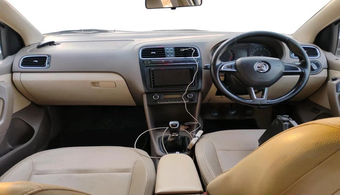 2015 Skoda Rapid 1.5 TDI CR Style Plus, Diesel, Manual, 1,82,664 km, interior