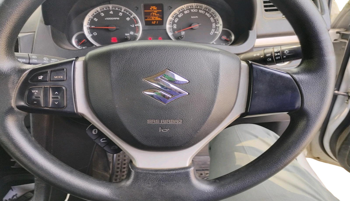 2017 Maruti Swift ZXI, Petrol, Manual, 1,17,046 km, interior