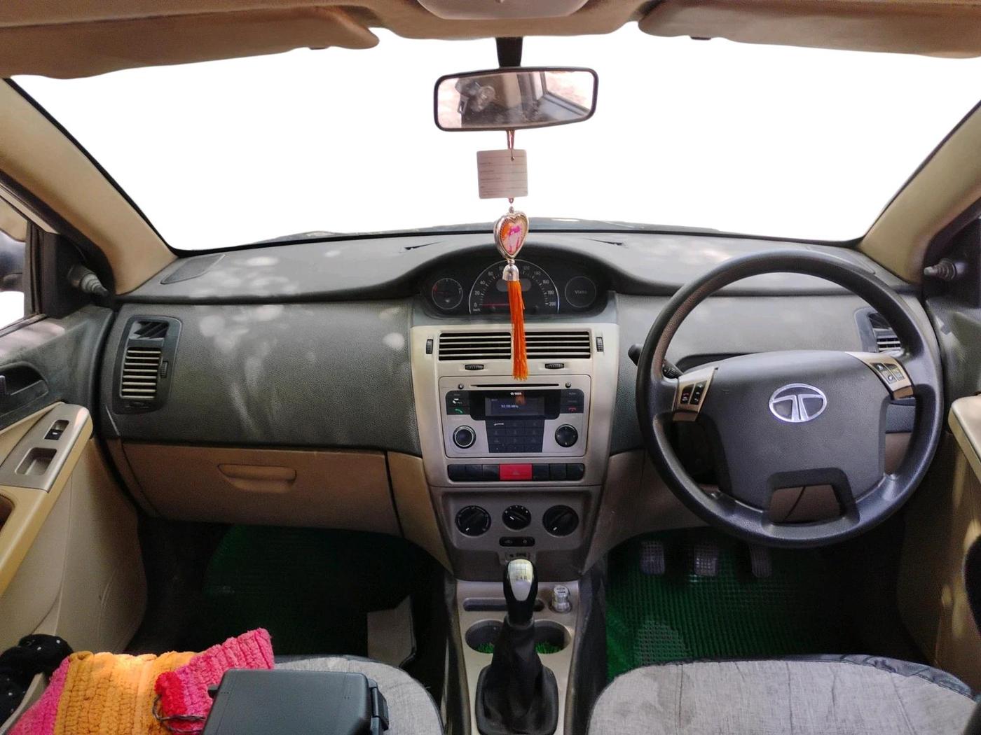 2012 Tata Indica Vista LX TDI, Diesel, Manual, 69,298 km, interior