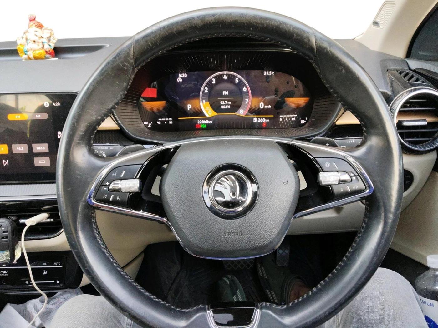 2022 Skoda SLAVIA STYLE 1.0L TSI AT, Petrol, Automatic, 22,840 km, interior