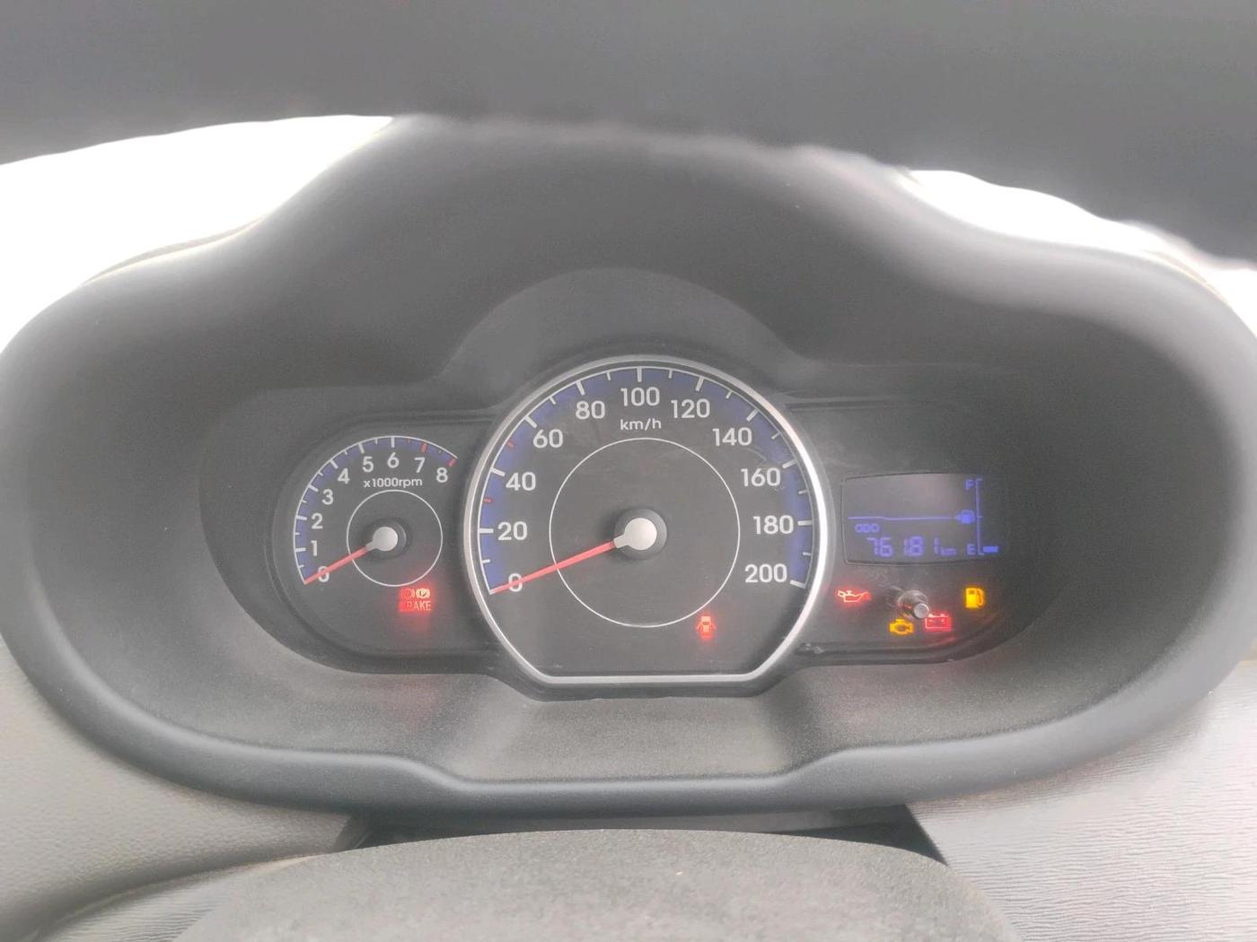 2011 Hyundai i10 SPORTZ 1.2, Petrol, Manual, 76,181 km, interior