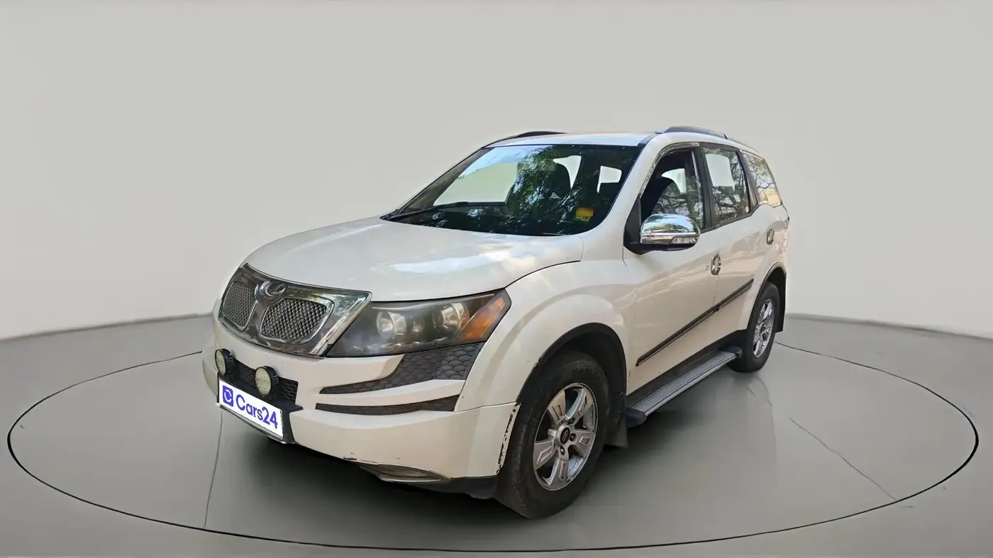 2012 Mahindra XUV500 W8, Diesel, Manual, 2,14,560 km, exterior