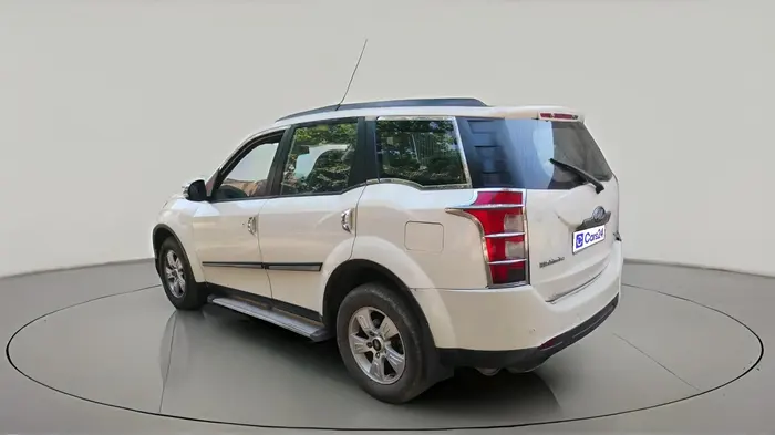 2012 Mahindra XUV500 W8, Diesel, Manual, 2,14,560 km, exterior