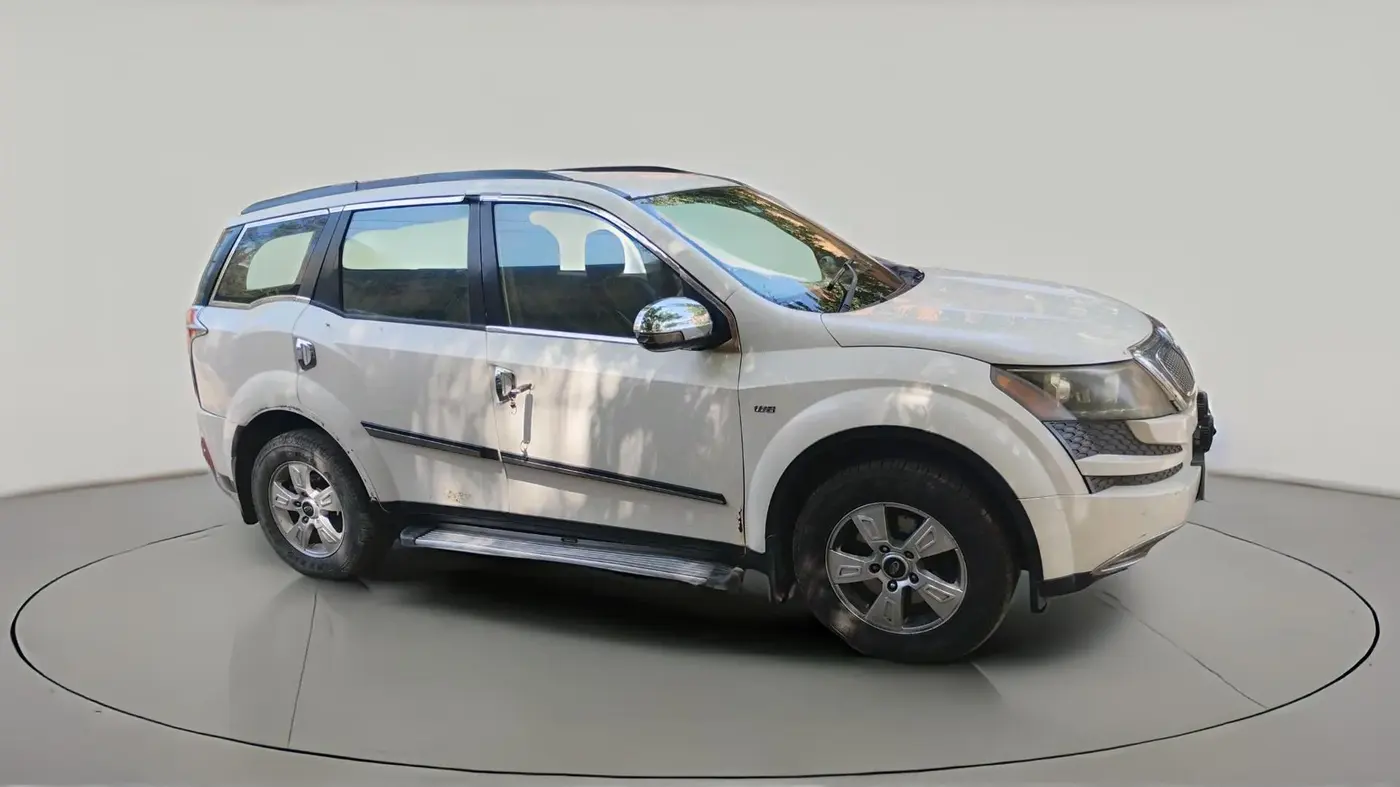 2012 Mahindra XUV500 W8, Diesel, Manual, 2,14,560 km, exterior