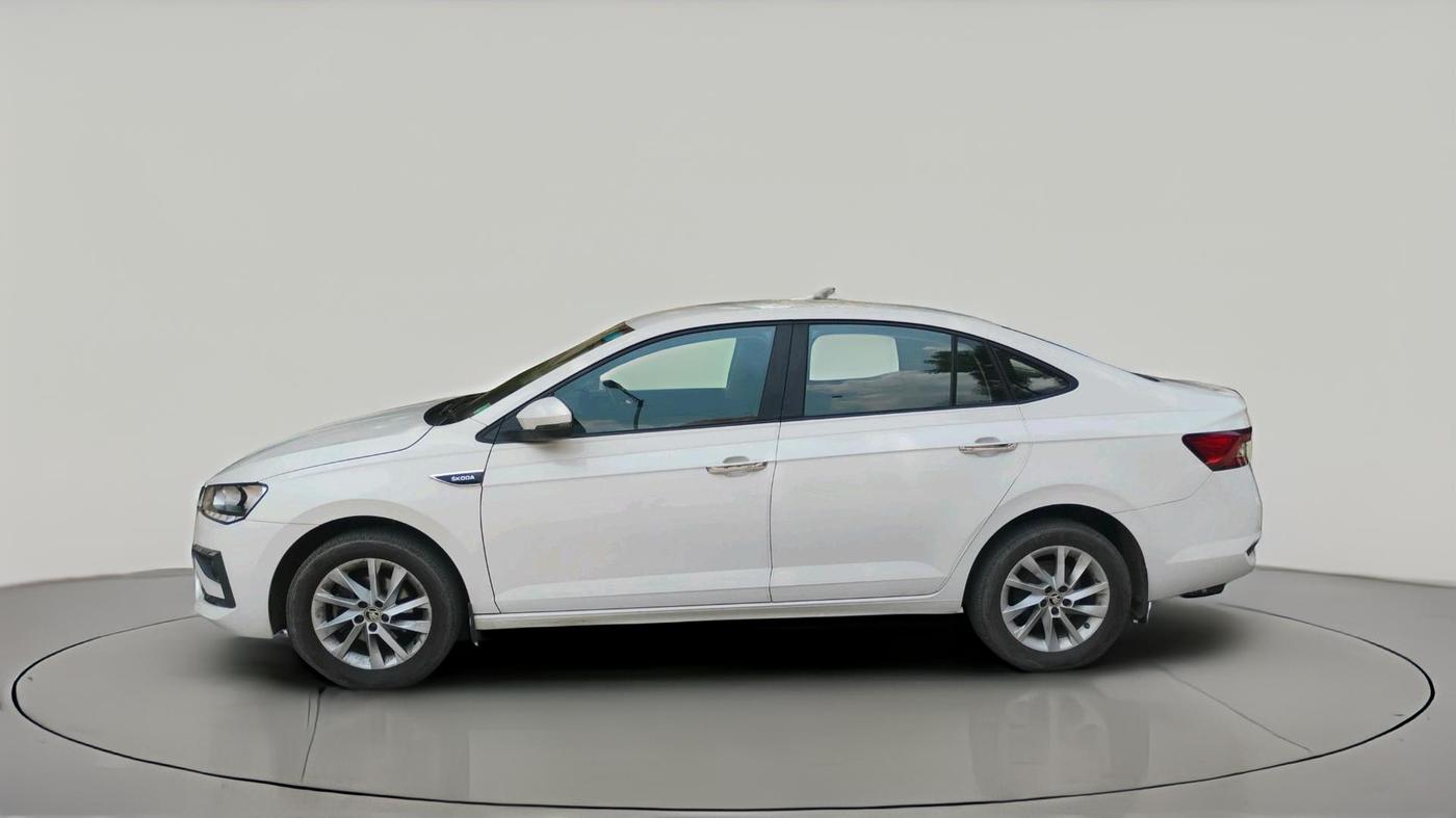 2022 Skoda SLAVIA AMBITION 1.0L TSI MT, Petrol, Manual, 34,162 km, exterior