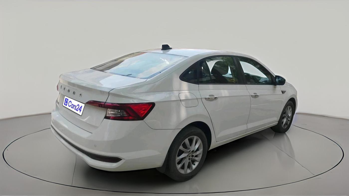 2022 Skoda SLAVIA AMBITION 1.0L TSI MT, Petrol, Manual, 34,162 km, exterior