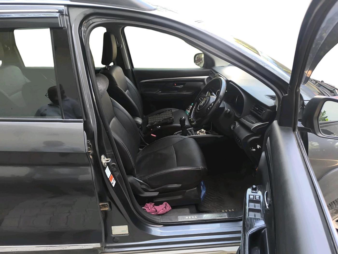 2024 Maruti XL6 ALPHA MT, Petrol, Manual, 19,671 km, interior
