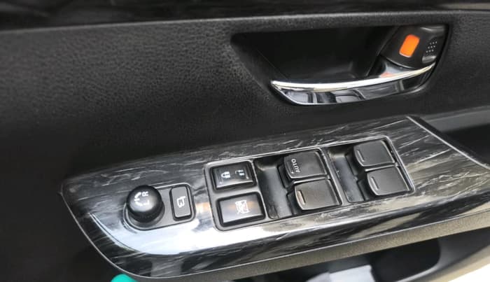 2024 Maruti XL6 ALPHA MT, Petrol, Manual, 19,671 km, interior