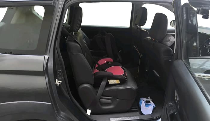 2024 Maruti XL6 ALPHA MT, Petrol, Manual, 19,671 km, interior
