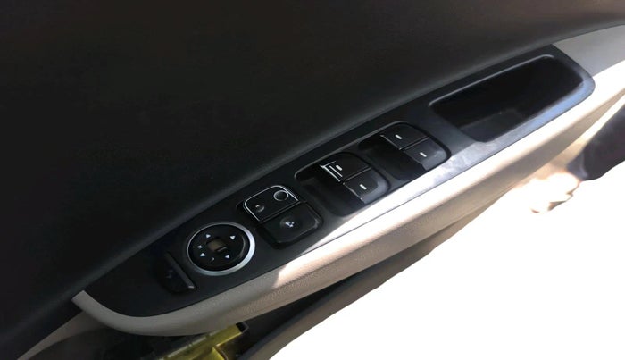 2014 Hyundai Xcent SX 1.1 CRDI (O), Diesel, Manual, 1,37,687 km, interior