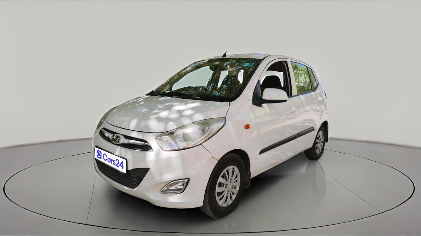 2015 Hyundai i10 SPORTZ 1.1, Petrol, Manual, 19,842 km, exterior