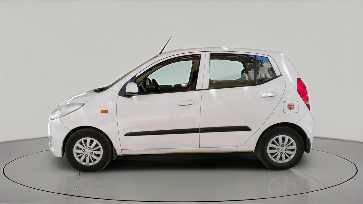 2015 Hyundai i10 SPORTZ 1.1, Petrol, Manual, 19,842 km, exterior