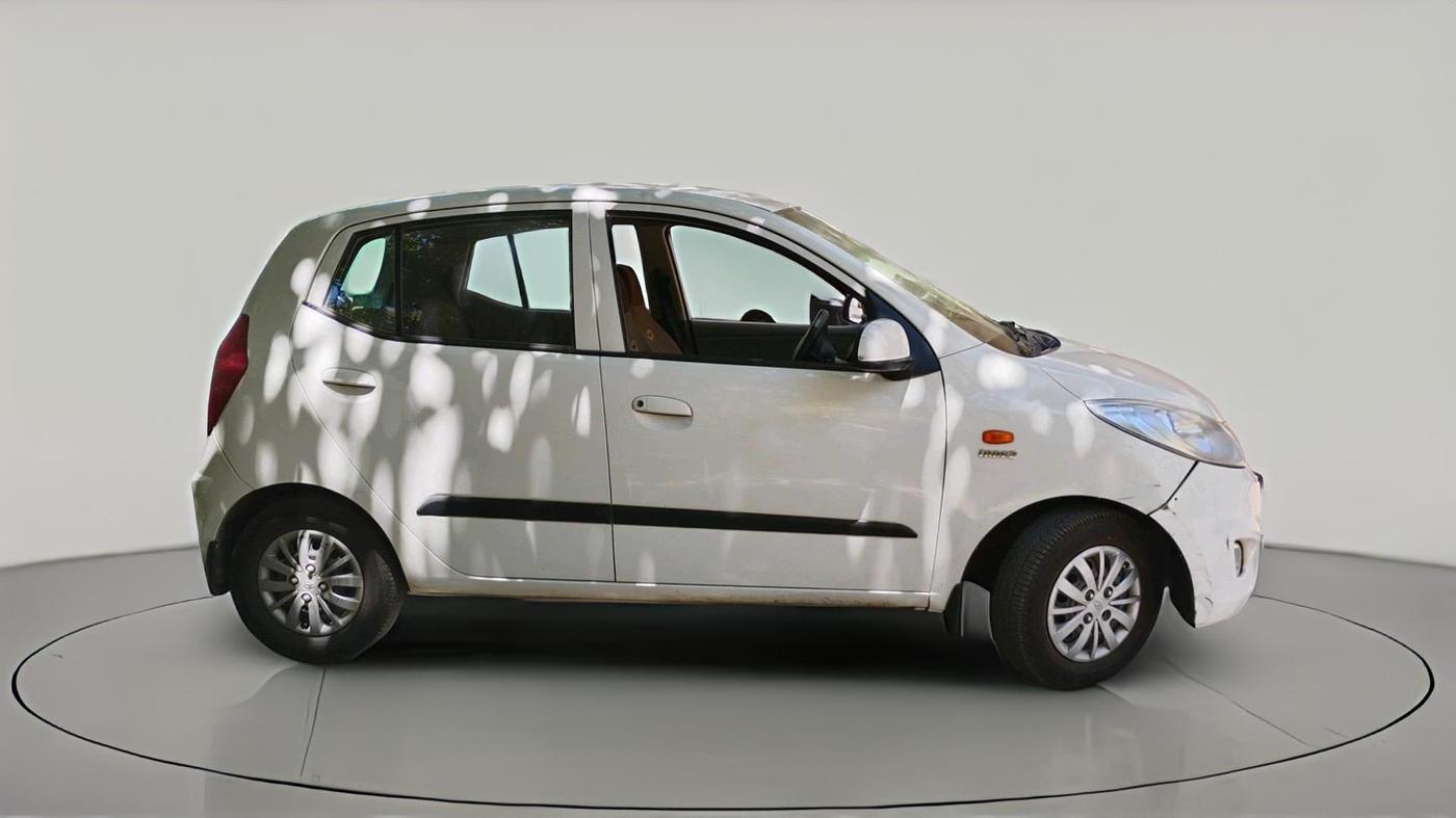 2015 Hyundai i10 SPORTZ 1.1, Petrol, Manual, 19,842 km, exterior