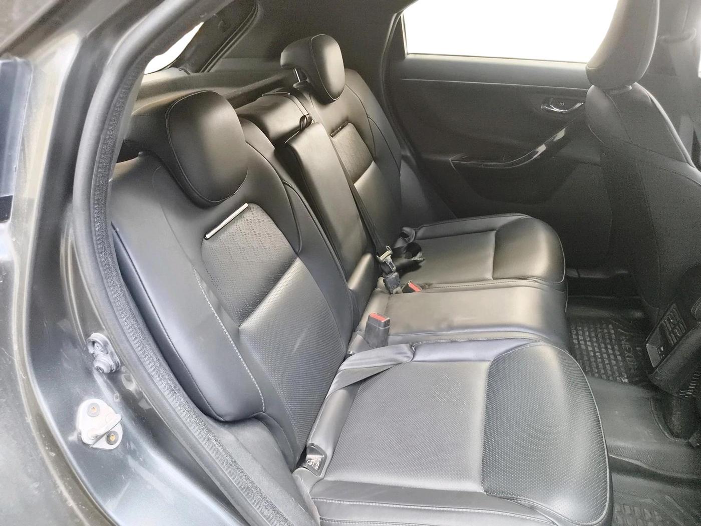 2023 Tata NEXON FEARLESS + S P MT, Petrol, Manual, 34,338 km, interior