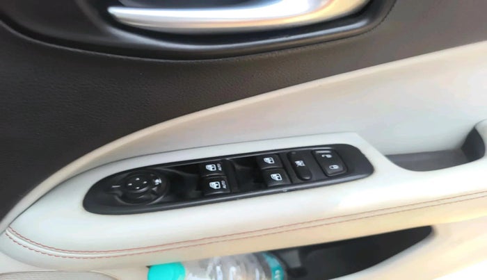 2018 Jeep Compass LIMITED 2.0 DIESEL, Diesel, Manual, 1,10,890 km, interior