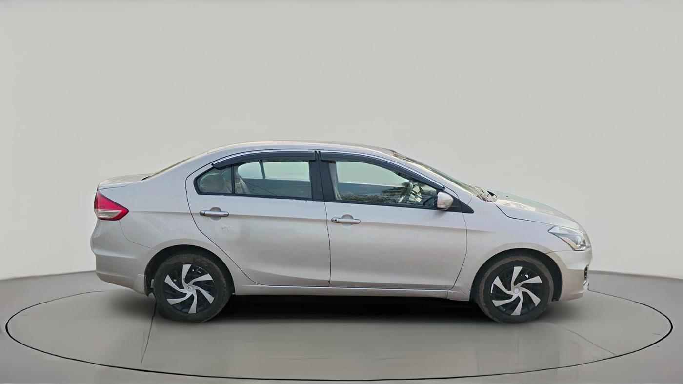 2018 Maruti Ciaz DELTA DIESEL 1.3, Diesel, Manual, 2,64,728 km, exterior