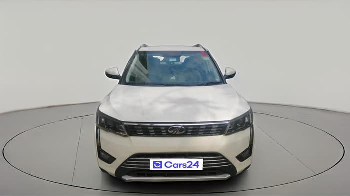 2019 Mahindra XUV300 W8 (O) 1.5 DIESEL, Diesel, Manual, 49,917 km, exterior