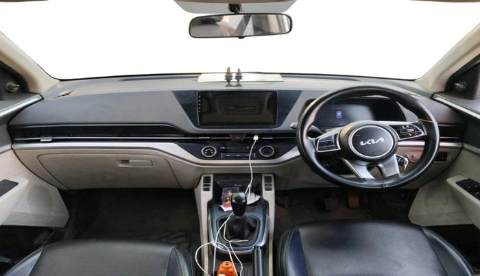 2023 KIA CARENS PREMIUM 1.5 DIESEL IMT 7 STR, Diesel, Manual, 1,73,913 km, interior