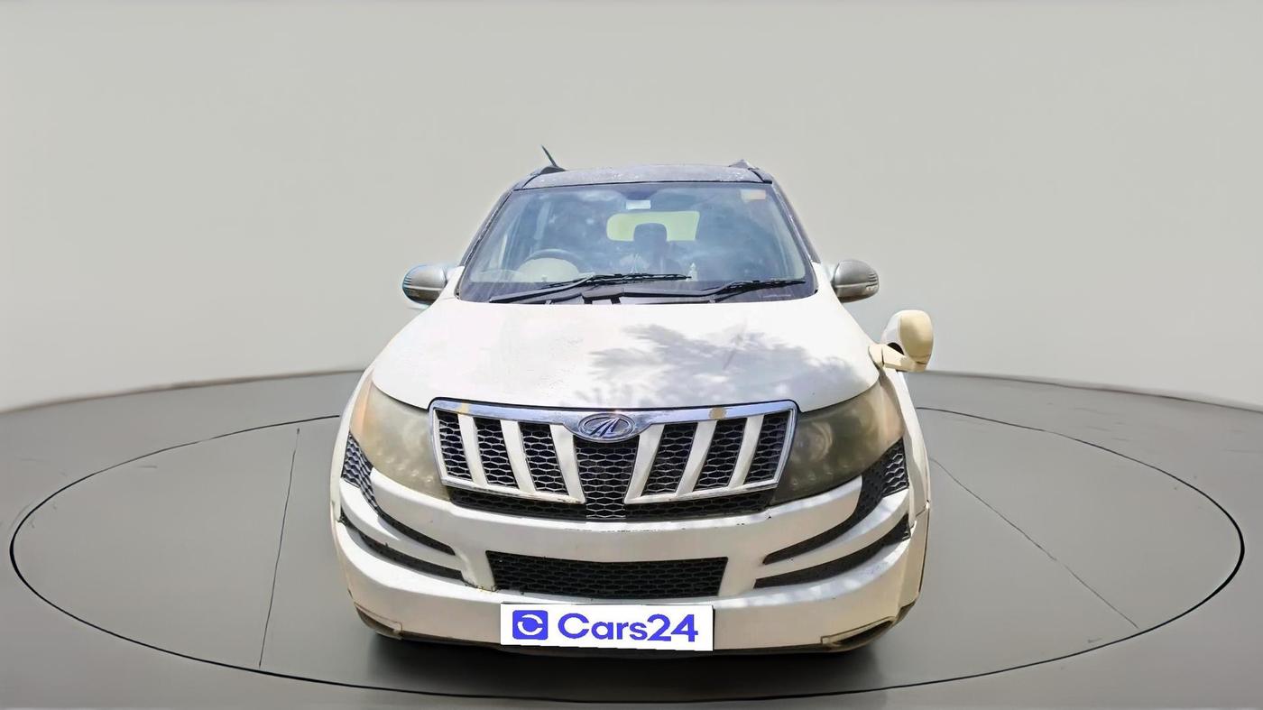 2012 Mahindra XUV500 W8, Diesel, Manual, 2,16,467 km, exterior