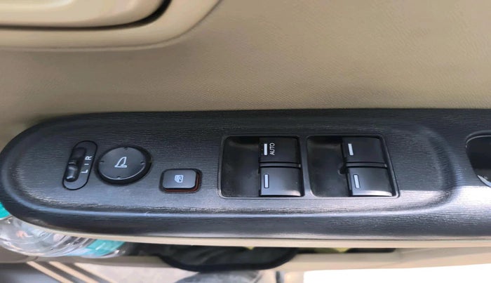 2015 Honda Amaze 1.5L I-DTEC S, Diesel, Manual, 1,12,409 km, interior