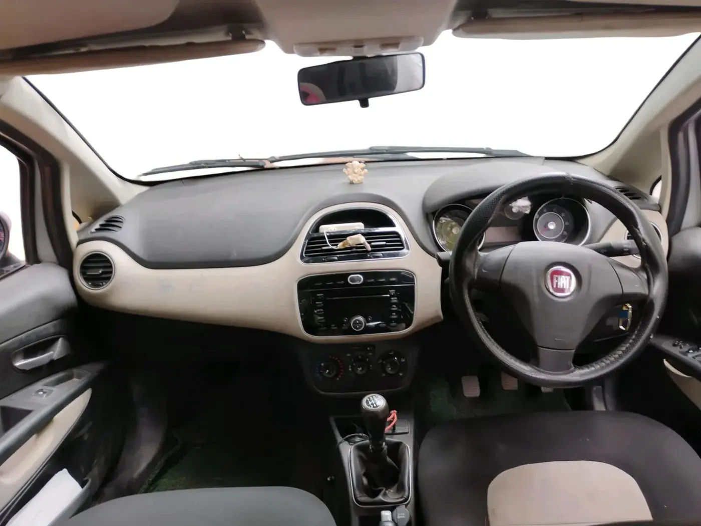 2015 Fiat Punto EVO DYNAMIC 1.2, Petrol, Manual, 91,175 km, interior