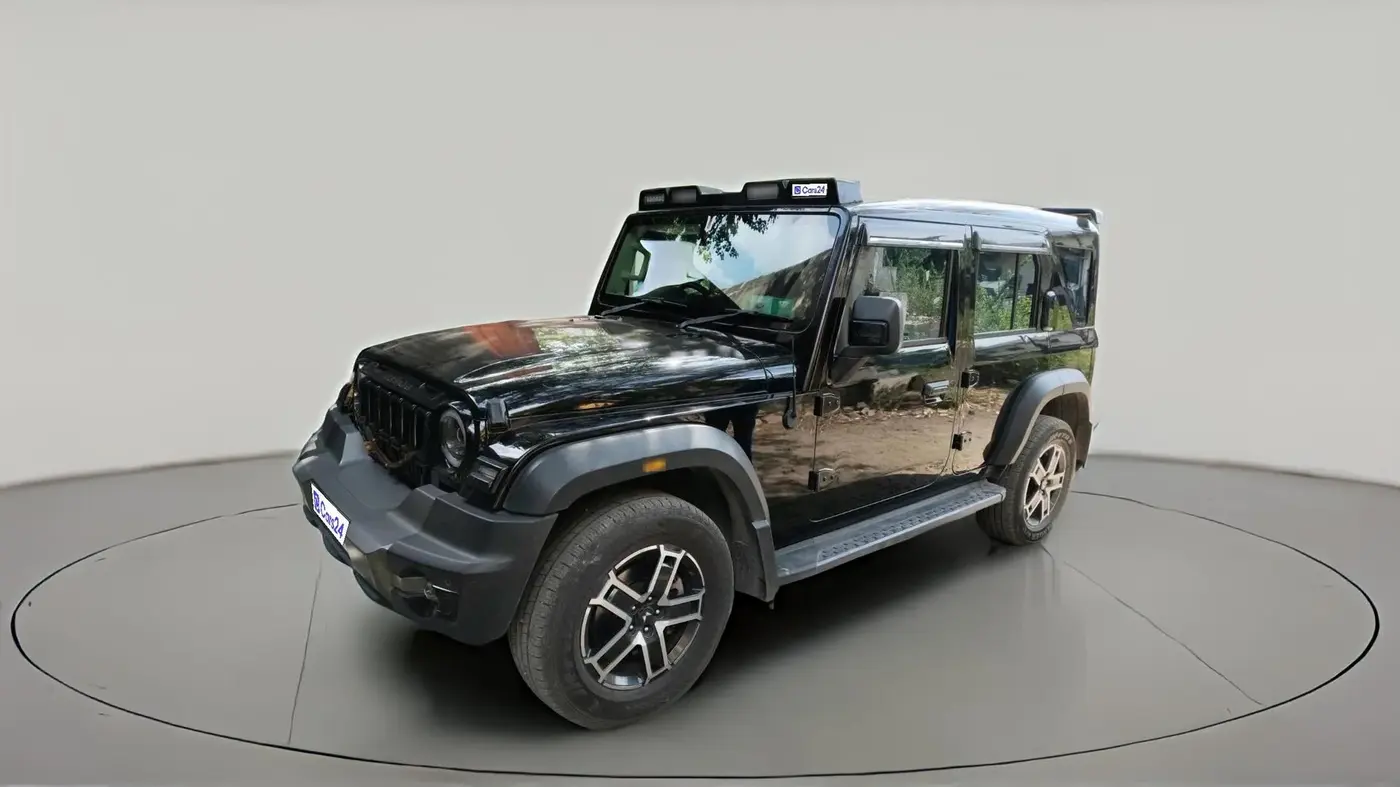 2024 Mahindra Thar Roxx MX5 Diesel AT 2WD, Diesel, Automatic, 37,106 km, exterior