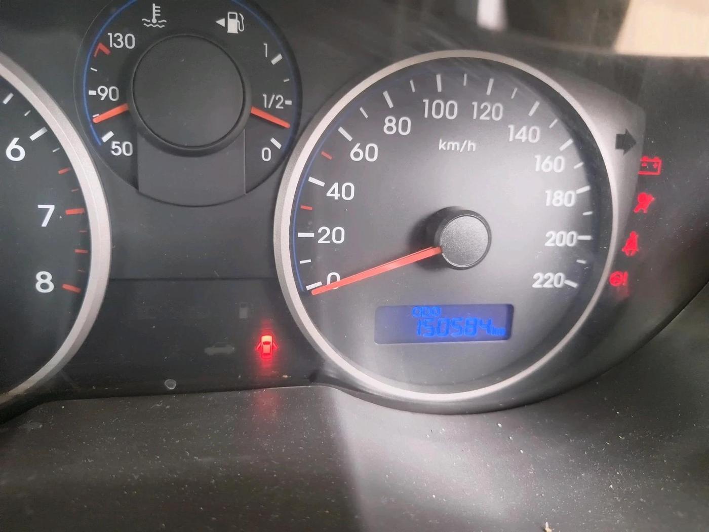 2013 Hyundai i20 SPORTZ 1.2, CNG, Manual, 1,50,584 km, interior