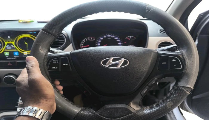 2014 Hyundai Xcent S (O) 1.2, Petrol, Manual, 1,47,923 km, interior