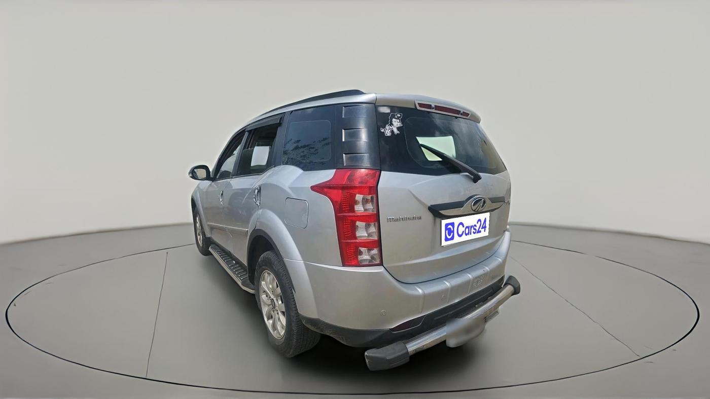 2016 Mahindra XUV500 W10, Diesel, Manual, 83,587 km, exterior