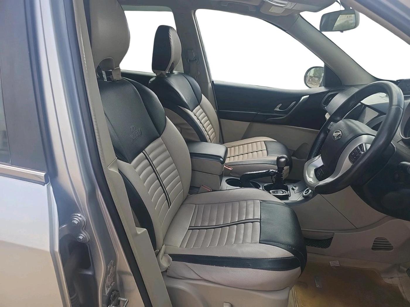 2016 Mahindra XUV500 W10, Diesel, Manual, 83,587 km, interior