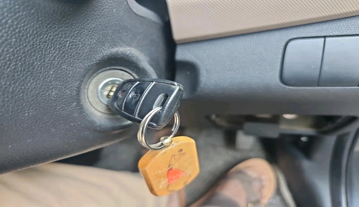 2016 Hyundai Grand i10 SPORTZ 1.2 KAPPA VTVT, Petrol, Manual, 1,39,864 km, interior