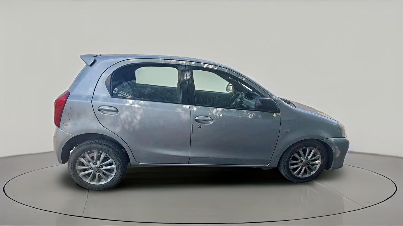 2011 Toyota Etios Liva V, Petrol, Manual, 64,730 km, exterior