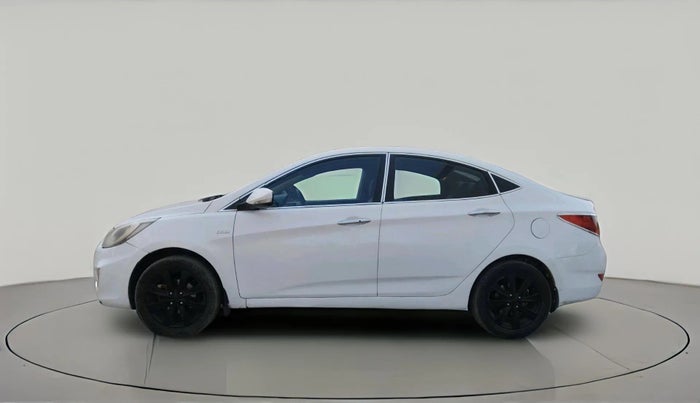 2011 Hyundai Verna FLUIDIC 1.6 CRDI SX OPT, Diesel, Manual, 1,04,235 km, exterior