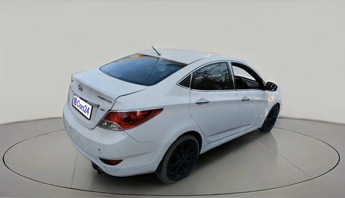 2011 Hyundai Verna FLUIDIC 1.6 CRDI SX OPT, Diesel, Manual, 1,04,235 km, exterior