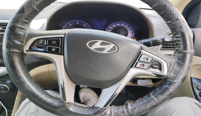 2011 Hyundai Verna FLUIDIC 1.6 CRDI SX OPT, Diesel, Manual, 1,04,235 km, interior