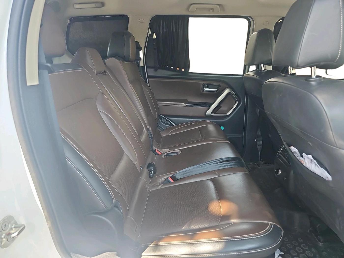 2022 Mahindra SCORPIO-N Z8 L DIESEL AT 2WD 7 STR, Diesel, Automatic, 54,523 km, interior
