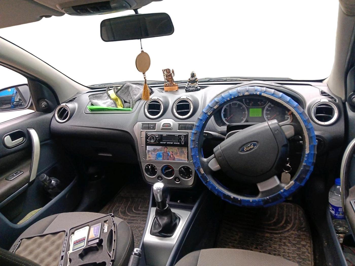2011 Ford Fiesta Classic CLXI 1.6 PETROL, Petrol, Manual, 45,769 km, interior