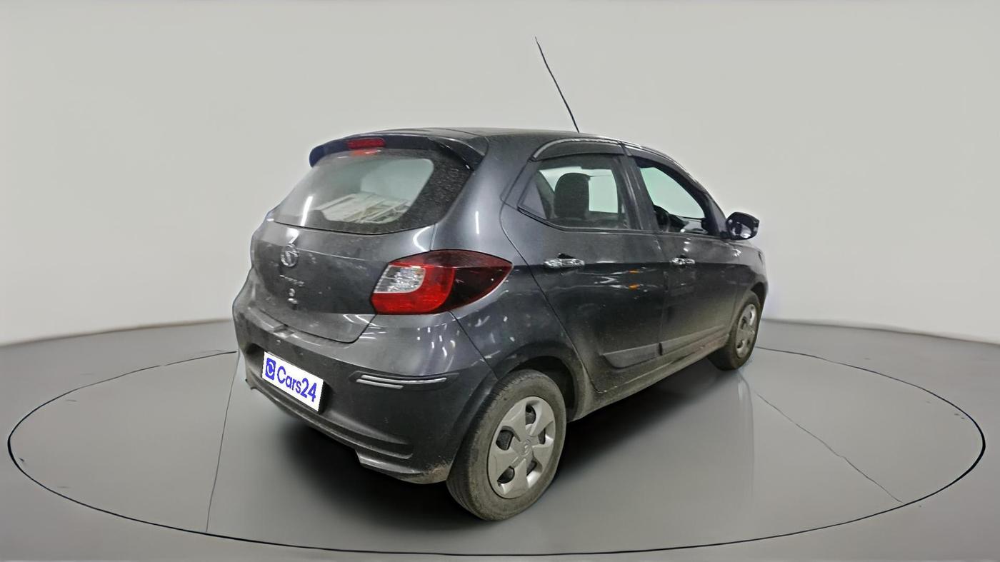 2022 Tata Tiago XT (O) PETROL, Petrol, Manual, 38,462 km, exterior