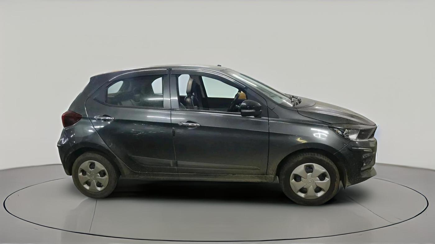 2022 Tata Tiago XT (O) PETROL, Petrol, Manual, 38,462 km, exterior