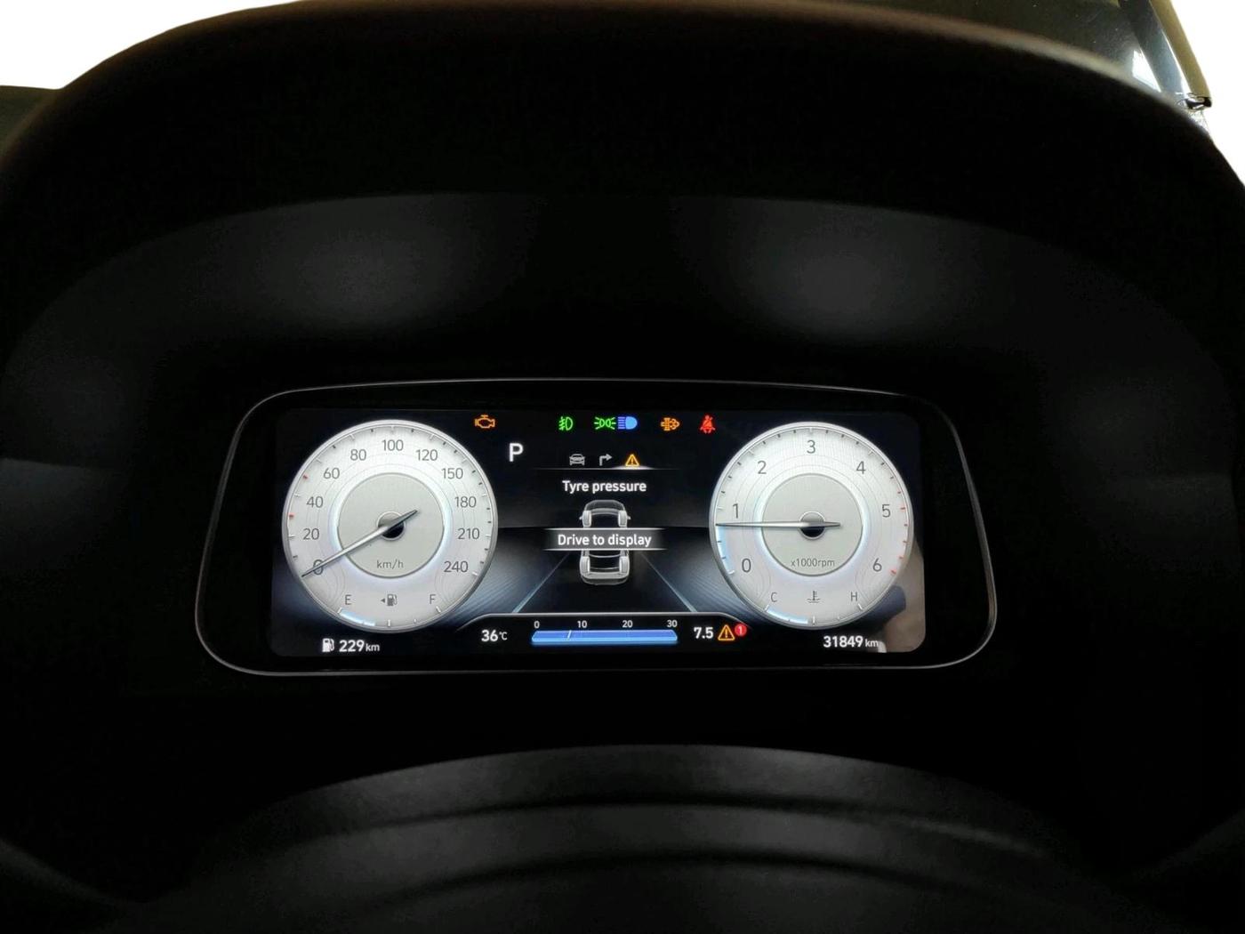 2022 Hyundai ALCAZAR 1.5 SIGNATURE (O) AT 7STR, Diesel, Automatic, 31,849 km, interior