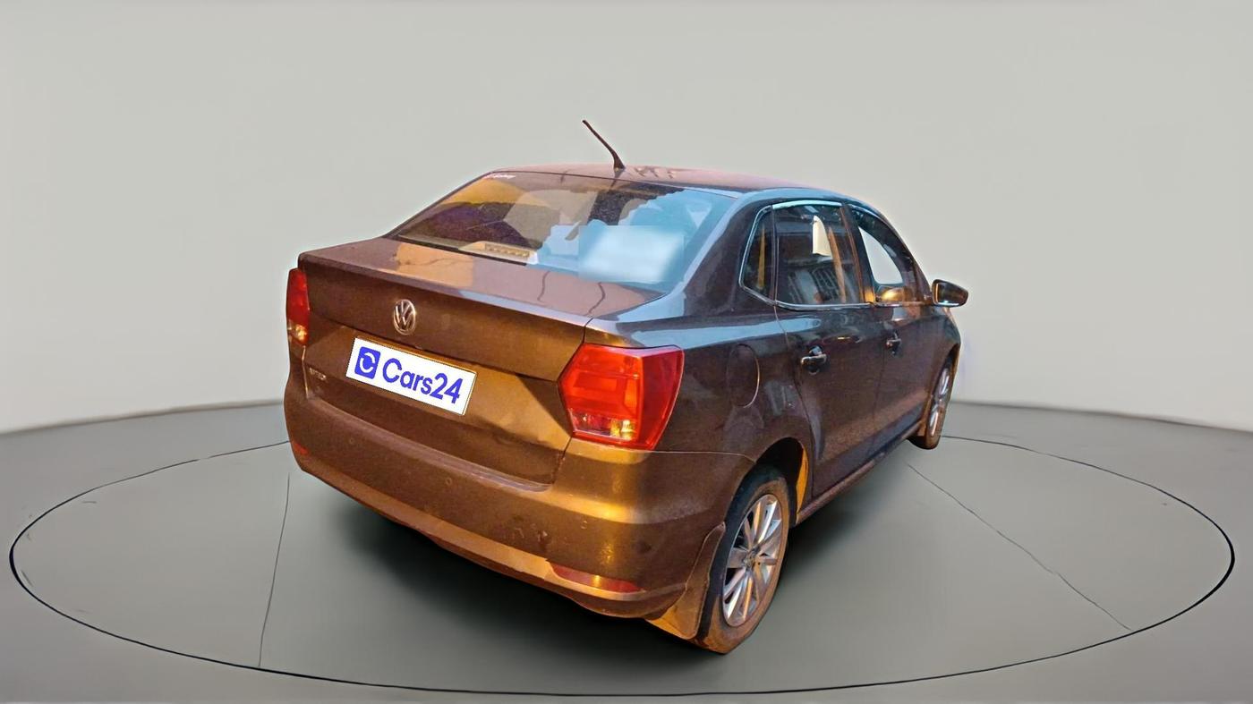 2017 Volkswagen Ameo HIGHLINE PLUS 1.5L AT 16 ALLOY, Diesel, Automatic, 79,425 km, exterior