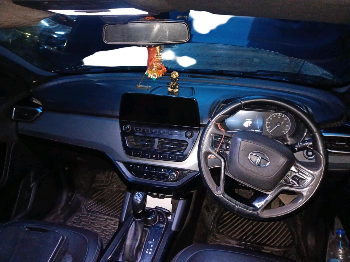 2022 Tata Harrier XZA PLUS 2.0L, Diesel, Automatic, 73,331 km, interior