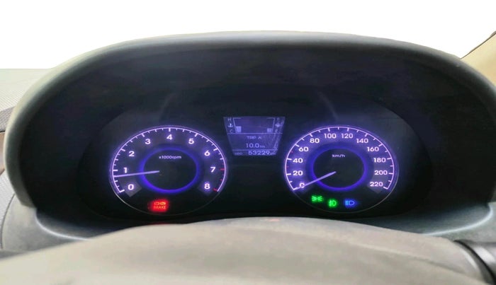 2011 Hyundai Verna FLUIDIC 1.6 VTVT SX, Petrol, Manual, 53,229 km, interior