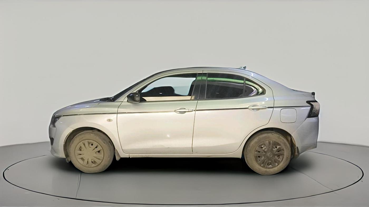 2024 Maruti Dzire LXi, Petrol, Manual, 33,377 km, exterior
