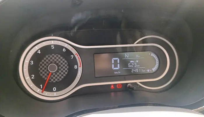 2022 Hyundai GRAND I10 NIOS SPORTZ AMT 1.2 KAPPA VTVT, Petrol, Automatic, 24,911 km, interior
