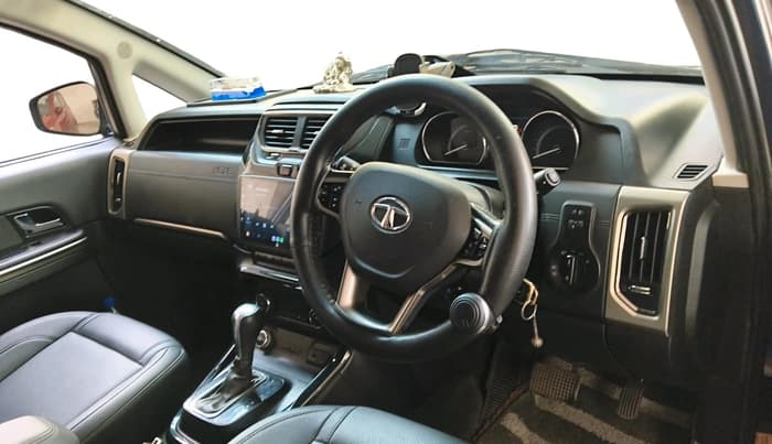2017 Tata Hexa XTA 4X2 7 STR, Diesel, Automatic, 47,044 km, interior