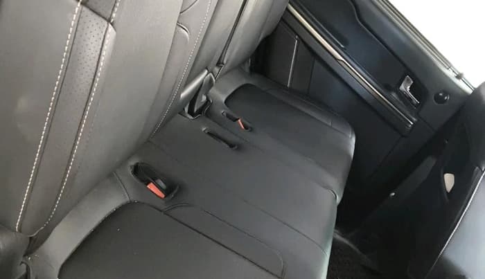 2017 Tata Hexa XTA 4X2 7 STR, Diesel, Automatic, 47,044 km, interior