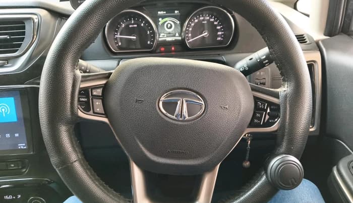 2017 Tata Hexa XTA 4X2 7 STR, Diesel, Automatic, 47,044 km, interior